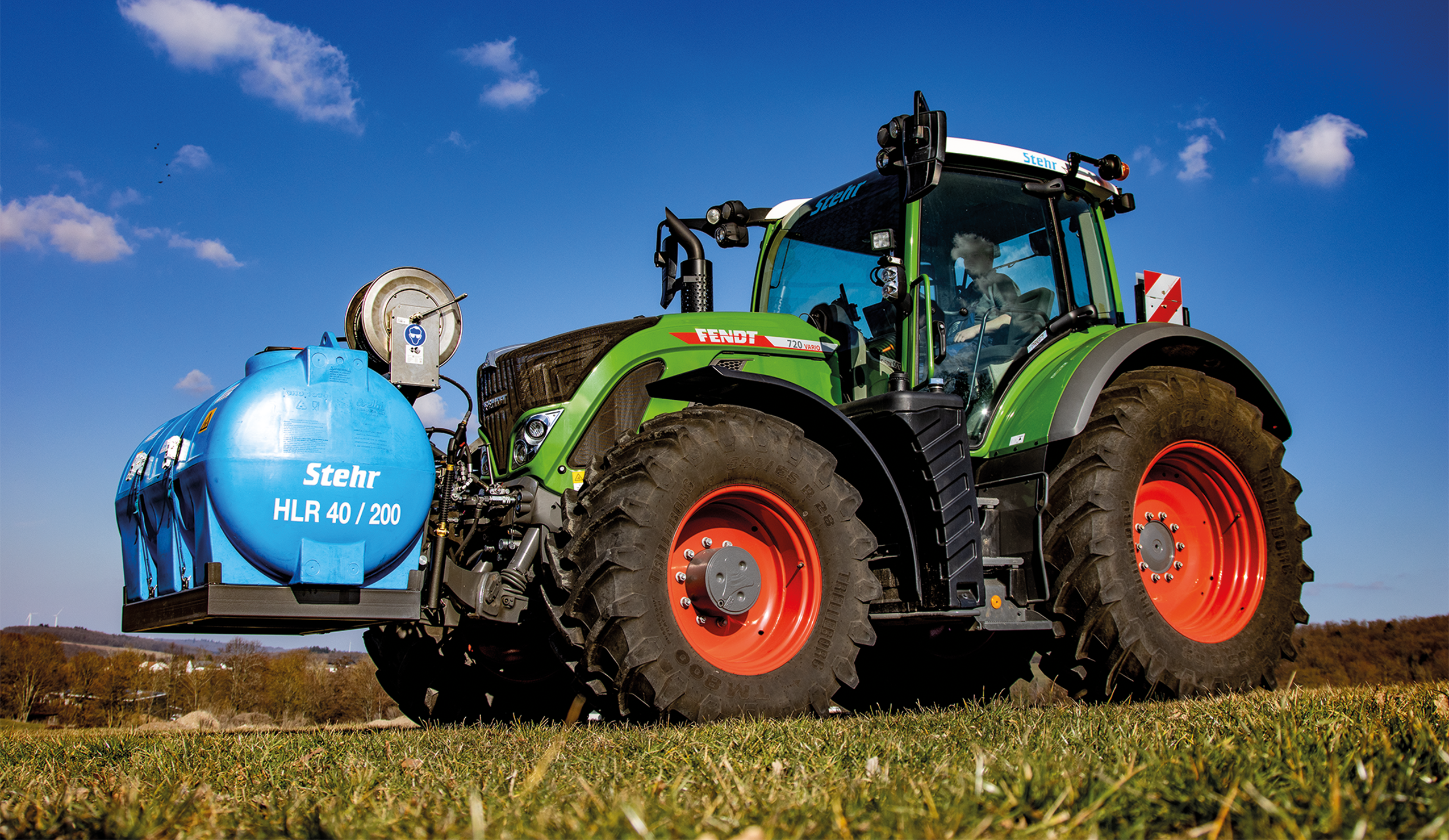 Stehr HLR 40/200 Anbaueinheit am Traktor